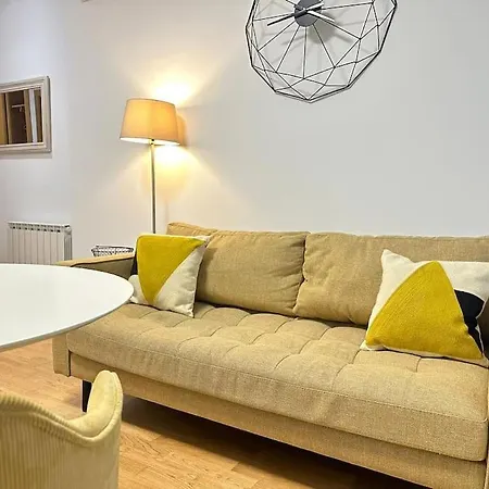 Lägenhet Ybh Luis Taboada 13, 1d *